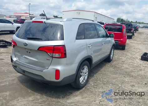 2014 Kia Sorento Lx из США, поврежденный, VIN 5XYKT4A61EG506884